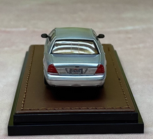 Load image into Gallery viewer, GOC 1:64 Crown Victoria Sedan Classic Model Diecast Metal Car New