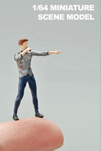 Load image into Gallery viewer, 1:64 Painted Figure Mini Model Toy Miniature Car Scenes Resin Man Singer Singing