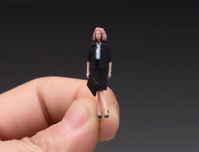 Load image into Gallery viewer, 1:64 Painted Figure Model Miniature Resin Diorama Sand Office Lady Businesswoman