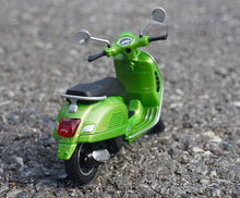 Load image into Gallery viewer, WELLY 1:18 2017 GTS 125CC Sports Classic Model Diecast Metal Motorcycle