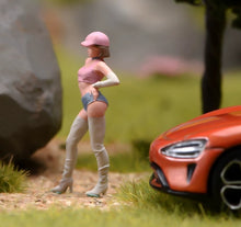 Load image into Gallery viewer, 1:64 Painted Figure Model Miniature Resin Diorama Toy Sand Pink Cap Trendy Girl