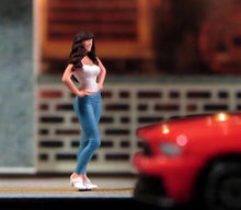 Load image into Gallery viewer, 1:64 Painted Figure Model Miniature Resin Diorama Sand Sexy Hot Girl Lady Shower Collection