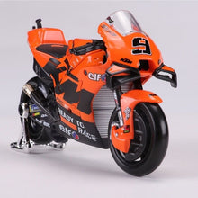 Load image into Gallery viewer, Maisto 1:18 2021 KTM Tech3 #9 Racing Sport Model Toy Diecast Metal Motorcycle