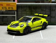 Load image into Gallery viewer, LMLF 1:64 Green 911 992 GT3 RS Super Racing Sports Model Diecast Metal Car New Collection