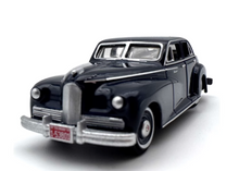 Load image into Gallery viewer, 1:87 Blue 1941 Packard Sedan Classic Vintage Model Diecast Metal Car New Collection