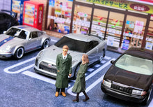 Load image into Gallery viewer, 1:64 Painted Figure Mini Model Miniature Resin Diorama Wind Coat Lady Man Couple