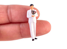Load image into Gallery viewer, 1:64 Painted Figure Model Miniature Resin Diorama Proposing Man Pretty Woman