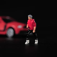 Load image into Gallery viewer, 1:64 Painted Figure Model Miniature Resin Diorama Sand Causual Boy Red Walking New