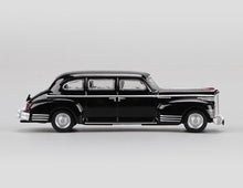 Load image into Gallery viewer, Perka 1:64 Black ZIS 110 Sedan Classic Vintage Model Diecast Metal Car New Collection