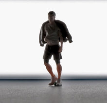 Load image into Gallery viewer, 1:64 Painted Figure Mini Model Miniature Resin Diorama Sand Trendy Man With Coat