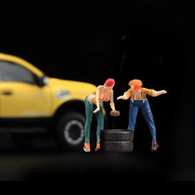 Load image into Gallery viewer, 1:64 Painted Figure Model Miniature Resin Diorama Sand Car Cleaning Sexy Girl New