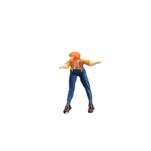 Load image into Gallery viewer, 1:64 Painted Figure Model Miniature Resin Diorama Sand Car Cleaning Sexy Girl New