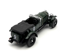 Load image into Gallery viewer, 1:76 Hair Dryer Vintage Classic Sports Racing Model Diecast Metal Car