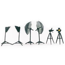 Load image into Gallery viewer, 1:64 Painted Figure Mini Model Miniature Resin Diorama Sand Lighting Equipment