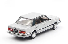 Load image into Gallery viewer, XCARTOYS 1:64 Silver 7 Gen Crown S120 Sedan Classic Model Diecast Metal Car