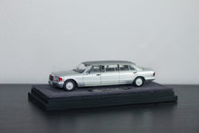 Load image into Gallery viewer, MZS 1:64 Silver W126 1000Sel Luxury Limousine Model Diecast Metal Car New Collection