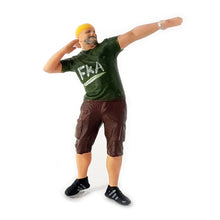 Load image into Gallery viewer, 1:64 Painted Figure Mini Model Miniature Resin Diorama Dancer Trendy Man Yellow