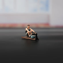 Load image into Gallery viewer, 1:64 Painted Figure Model Miniature Resin Diorama Sand Gym Rowing Machine Man New