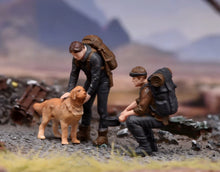Load image into Gallery viewer, 1:64 Painted Figure Model Miniature Resin Diorama Scene Sand Outdoor Set Men Dog