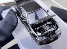 Load image into Gallery viewer, FH 1:64 Black Carbon Skyline GTR R33 Nismo 400R Model Diecast Metal Car New Collection