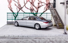 Load image into Gallery viewer, ARBox 1:64 Silver 2021 S680 Maybach Luxury Sedan Model Diecast Metal Car New