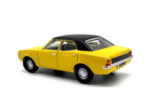 Load image into Gallery viewer, 1:76 Yellow Ford Cortina MKIII Sedan Classic Model Diecast Metal Car BN
