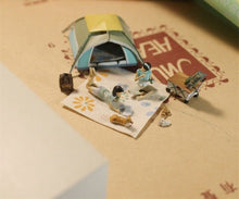 Load image into Gallery viewer, 1:64 Painted Figure Model Miniature Resin Diorama Sand Outdoor Camping picnic
