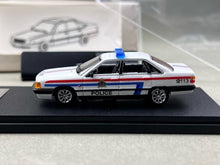 Load image into Gallery viewer, RM 1:64 White 100 C3 Police Classic Sedan Model Diecast Metal Car New Collection