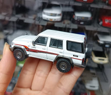 Load image into Gallery viewer, Masdi 1:64 White Land Cruiser LC76 ORV SUV Sports Model Diecast Metal Car New Collection