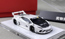Load image into Gallery viewer, 1:64 Flame White Huracan GT LP610 LBWK Racing Sport Model Diecast Resin Car