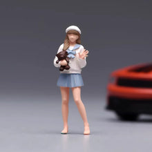 Load image into Gallery viewer, 1:24 Painted Figure Model Miniature Resin Diorama Sand Pretty Girl Lady Cute
