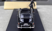 Load image into Gallery viewer, DCM 1:64 Black 1964 DB5 Classic Coupe Figure Model Diecast Metal Car New