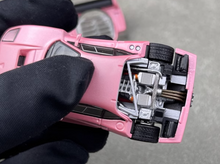 Load image into Gallery viewer, SH 1:64 Pink F40 LM Super Racing Sports Model Diecast Metal Car New