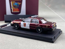 Load image into Gallery viewer, Rollin 1:64 Minnesota MNPD Police CV CROWN VICTORIA Model Diecast Metal Car