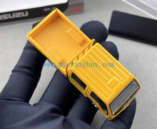 Load image into Gallery viewer, Model1 1:64 Yellow Isuzu ELF Double Cabin Truck Model Metal Diecast Car New Collection