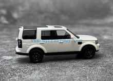 Load image into Gallery viewer, WHELART 1:64 White Black Discovery 4 Sports ORV Model Diecast Metal Car New Collection