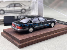 Load image into Gallery viewer, FW 1:64 Black LS400 XF10 UCF10 Sedan Sports Model Diecast Metal Car New Collection