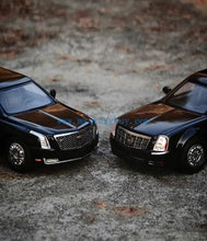 Load image into Gallery viewer, 1:64 596 US President Limo One Beast Luxury Model Diecast Metal Car New Collection