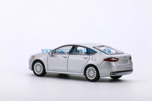 Load image into Gallery viewer, 1:64 596 Silver 2013 Mondeo Fusion Sedan Sports Model Diecast Metal Car New Collection