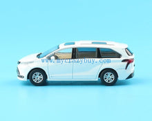 Load image into Gallery viewer, Masdi 1:64 White Sienna MPV Mini Van Sports Model Diecast Metal Car New Collection