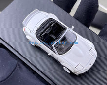 Load image into Gallery viewer, MT 1:64 White JDM Miata MX5 Rocket Bunny Sports Model Diecast Metal Car New Collection