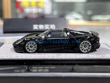Load image into Gallery viewer, Halo 1:64 Black 918 Spyder Sports Model Diecast Resin Car New Collection
