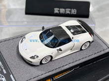 Load image into Gallery viewer, Halo 1:64 White 918 Spyder Sports Model Diecast Resin Car New Collection