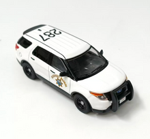 Load image into Gallery viewer, 596 1:64 White CHP Highway Police Explorer SUV Model Diecast Metal Car Box New Collection