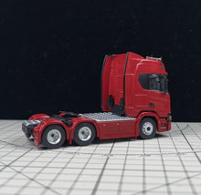 Load image into Gallery viewer, Masdi 1:64 Red Scania R450 Truck Tractor Sport Model Diecast Metal Car Box New Collection