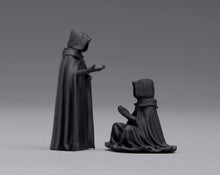 Load image into Gallery viewer, 1:64 Painted Figure Model Miniature Resin Diorama Black Dark Wizard Set