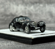 Load image into Gallery viewer, GFCC 1:64 APA 1938 Black 57SC Atlantic Classic Model Diecast Metal Car Box New Collection