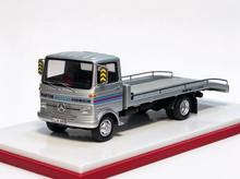 Load image into Gallery viewer, ScaleMini 1:64 Silver LP608 Flatbed Tow Trailer Truck Model Diecast Resin Car