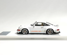 Load image into Gallery viewer, Zincit 1:43 White Singer DLS Classic Sports Model Diecast Metal Car Box New Collection