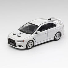 Load image into Gallery viewer, Masdi 1:64 White Lancer Evolution EVO 10 X Sports Model Diecast Metal Car New Collection